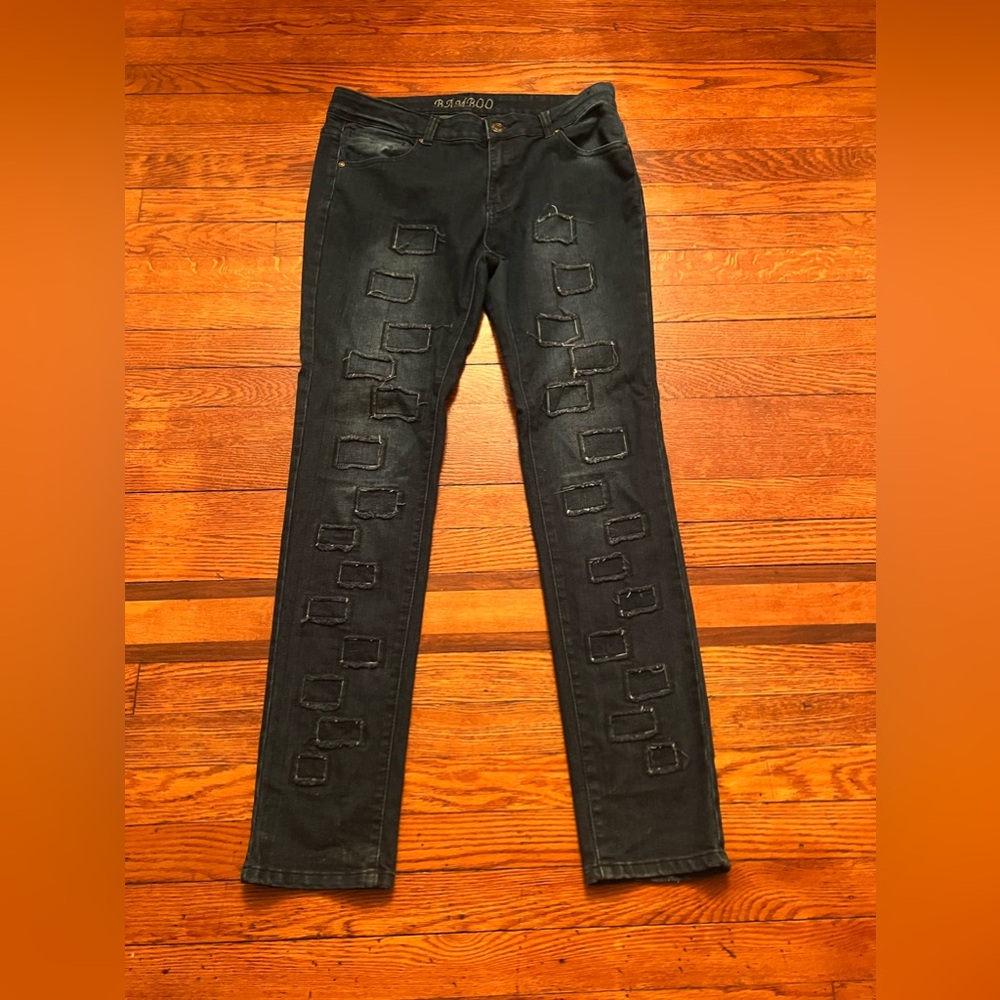 BAMBOO men’s Jeans patch like design. 34” waist 30” inseam missing labels